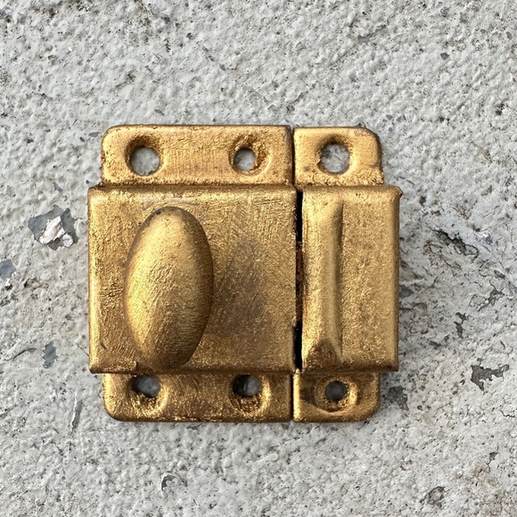 Thumb Turn Cabinet Latch - Picture 3 of 11